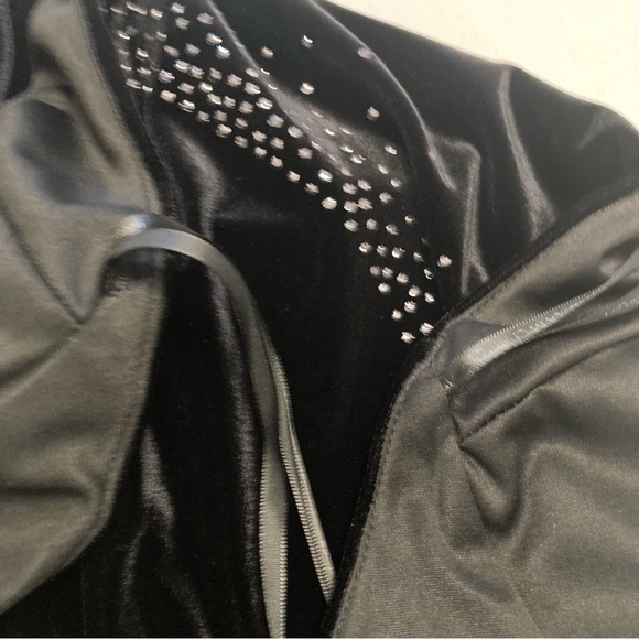 Jessica McClintock Size 10 Black Velvet Maxi Prom Dress Halter Sequins Cowl - Picture 10 of 12